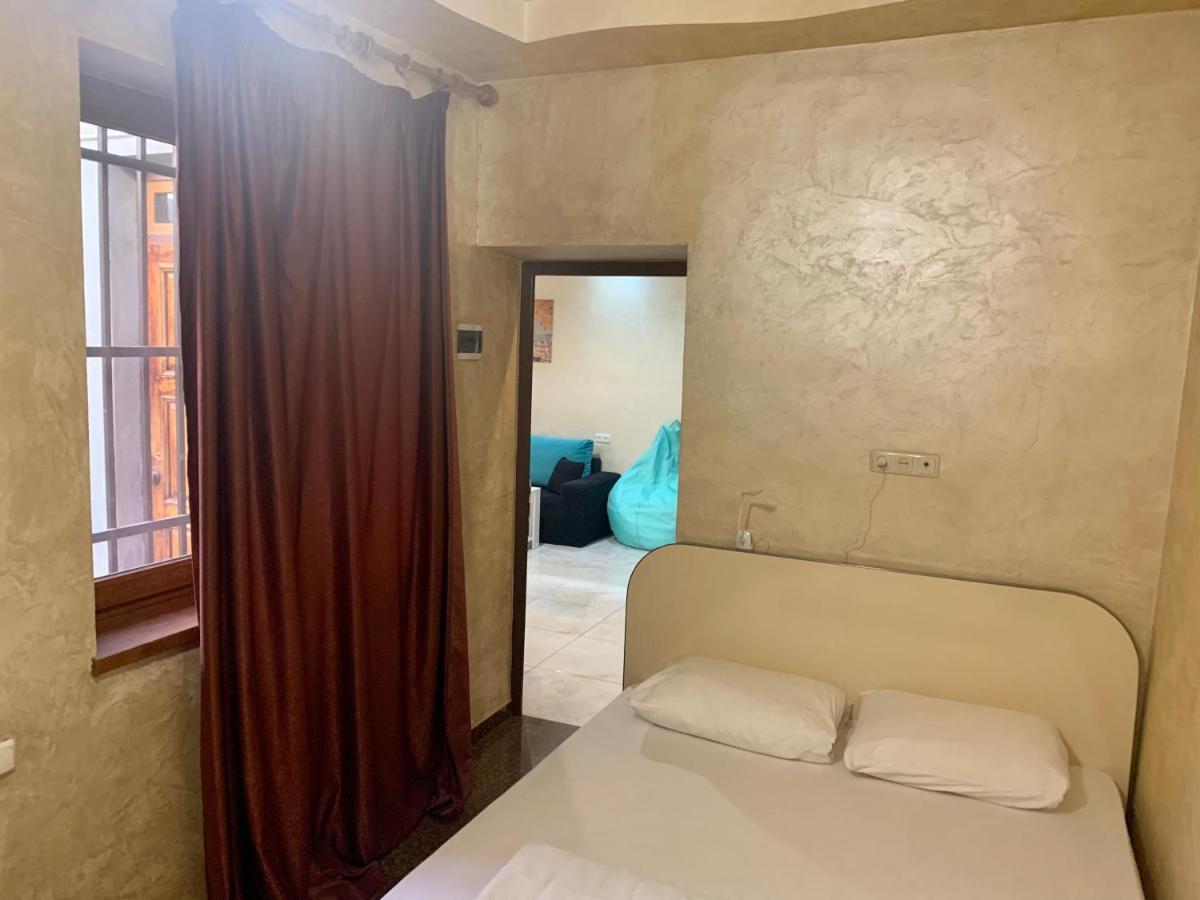 Luxury Apartment With Jacuzzi On Republic Square Erivan Dış mekan fotoğraf