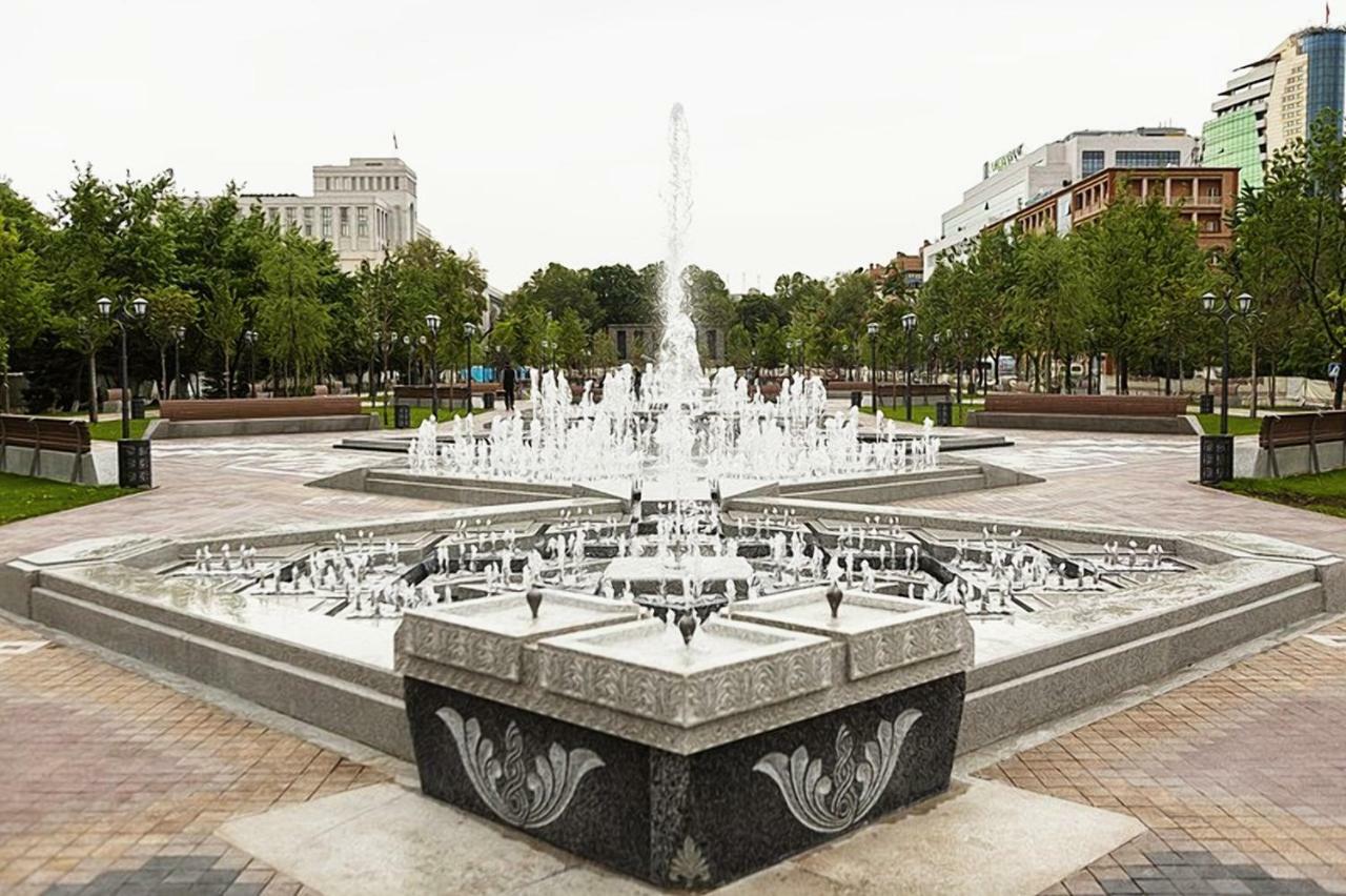 Luxury Apartment With Jacuzzi On Republic Square Erivan Dış mekan fotoğraf